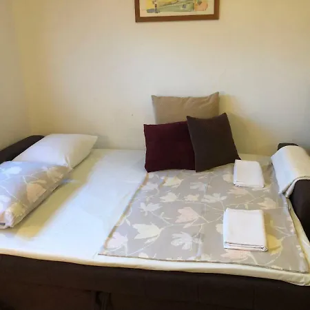 Garsonjera Katarina *